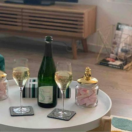 Dom Perignon , Au Coeur Du Centre-Ville D'Épernay מראה חיצוני תמונה